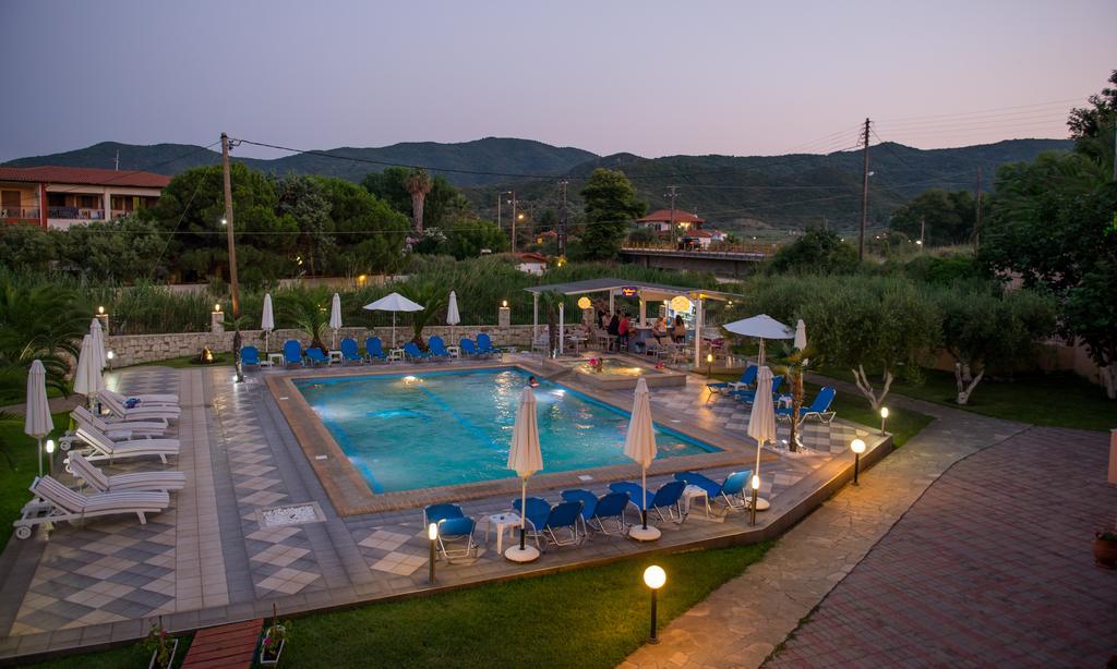 Hotel Stefani سارتي المظهر الخارجي الصورة