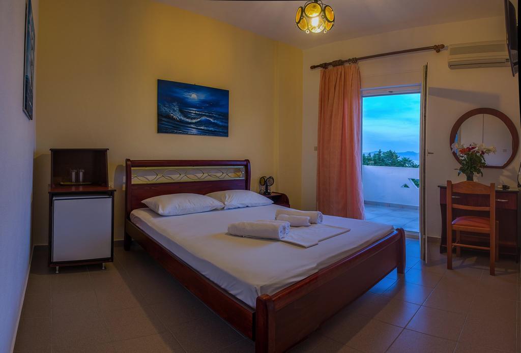 Hotel Stefani سارتي المظهر الخارجي الصورة
