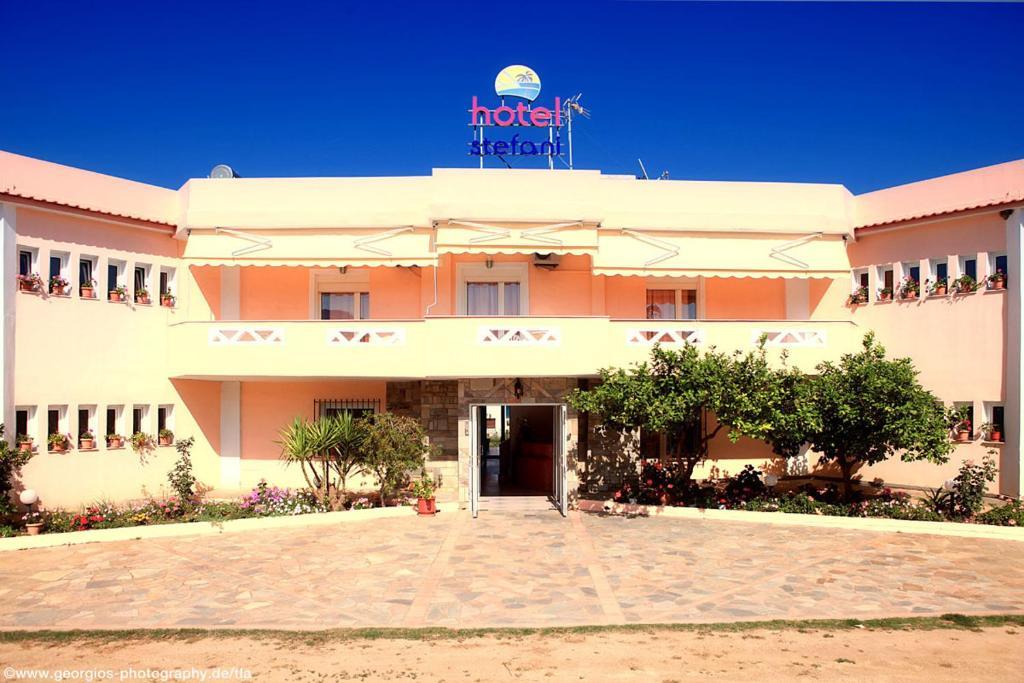Hotel Stefani سارتي المظهر الخارجي الصورة