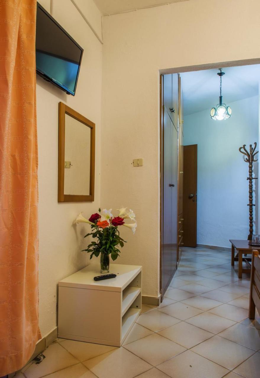 Hotel Stefani سارتي المظهر الخارجي الصورة